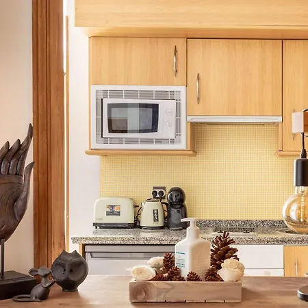 Daire Acogedor Estudio En Parking Gratis